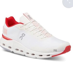 On running Cloudnova Form men’s sneakers size 8.5 red and white cloud tec